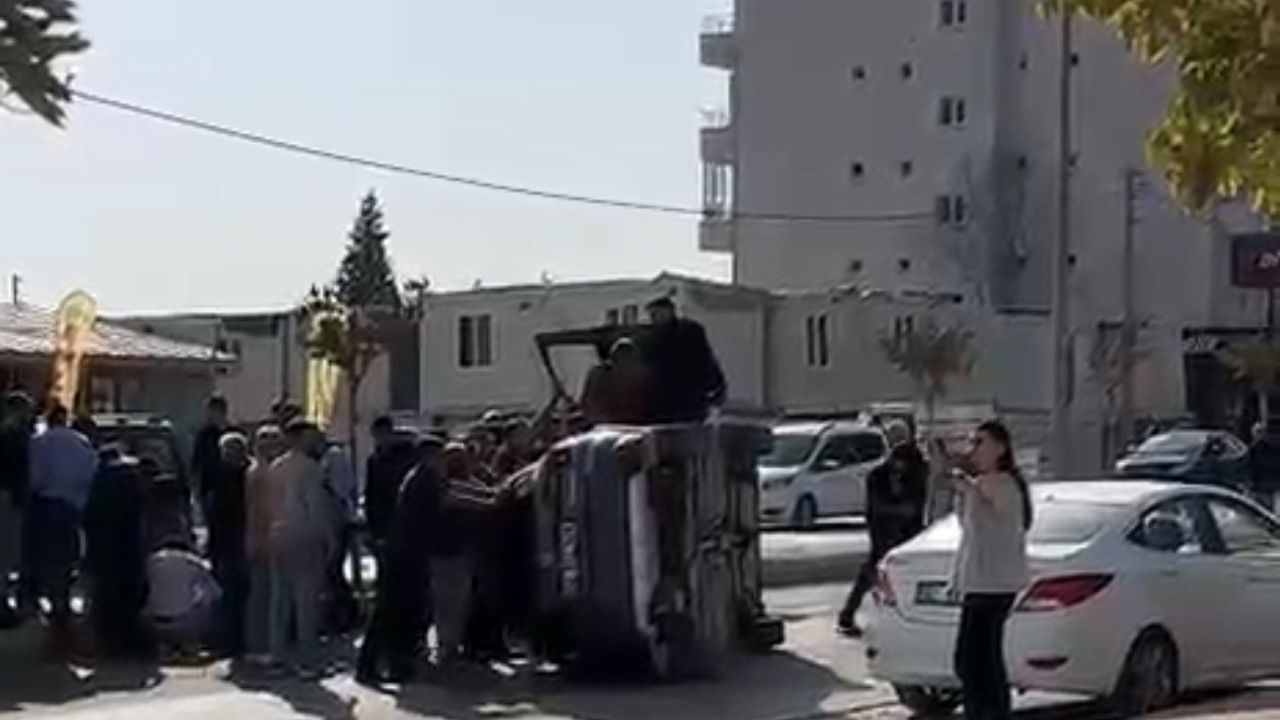 Adıyaman'da Otomobil Çarpışması: Bir Kişi Yaralandı