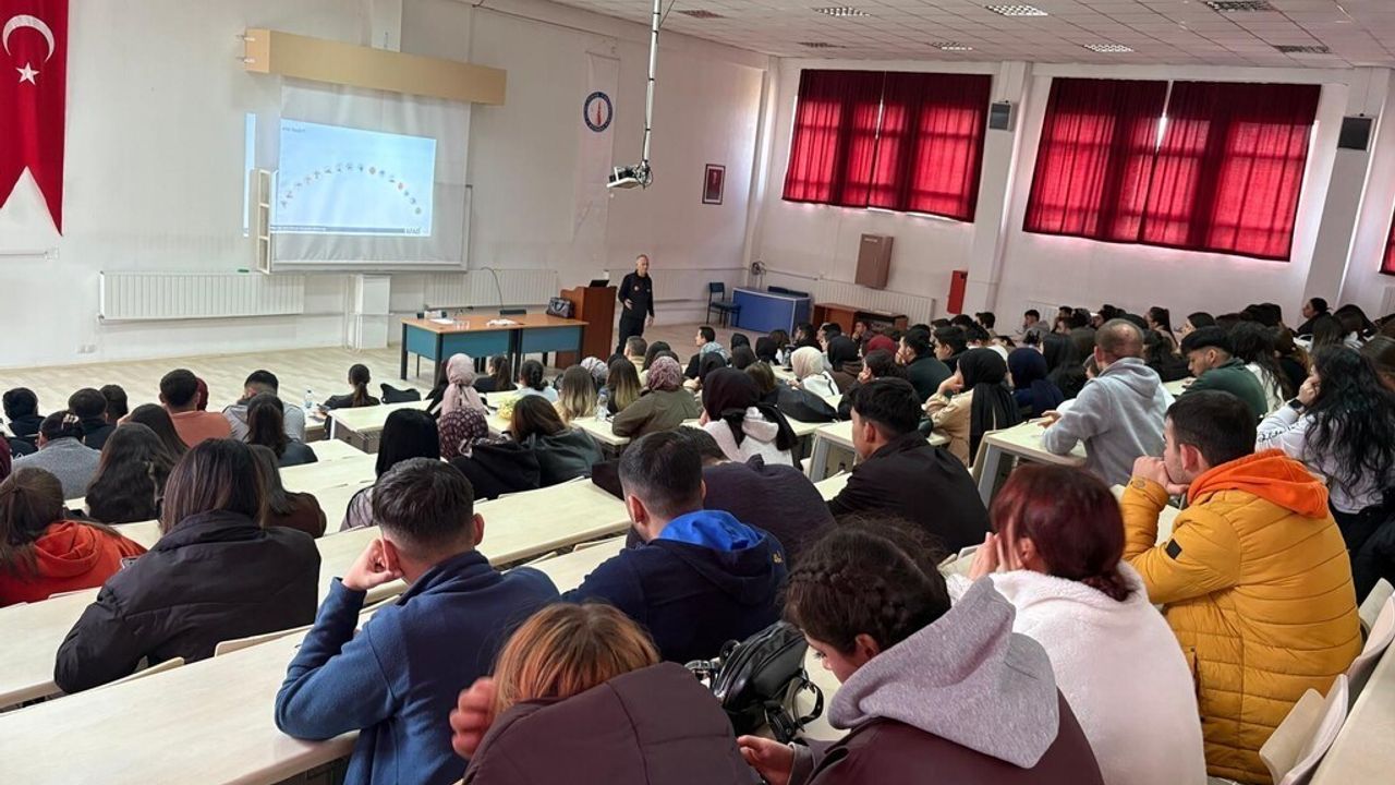 Afet Farkındalığı ve Bina Tahliye Eğitimi Hisarcık MYO’da