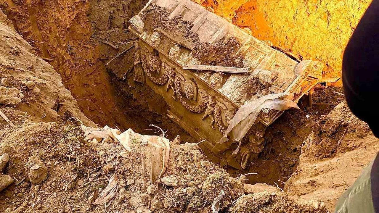 Afyonkarahisar'da JASAT tarafından Bulunan Sahte Lahit