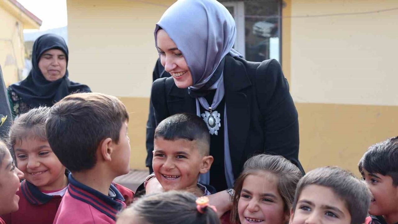 Ağrı'da 'Okulum Beni Bekler Projesi' ile Eğitime Dönüş