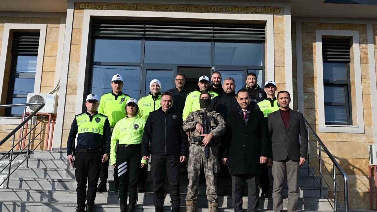 Ağrı Emniyet Müdürü Trafik Denetimlerini İnceledi