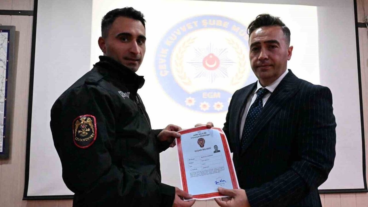 Ağrı Emniyet Müdüründen Çevik Kuvvet Ekibine Teşekkür Belgesi