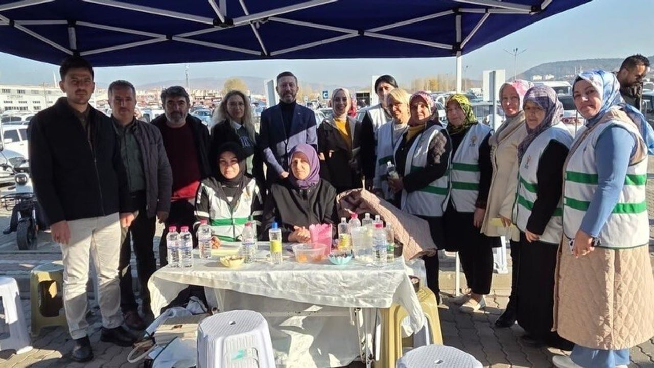 AK Parti Bilecik Teşkilatı Bozüyük'te Vatandaşla Buluştu