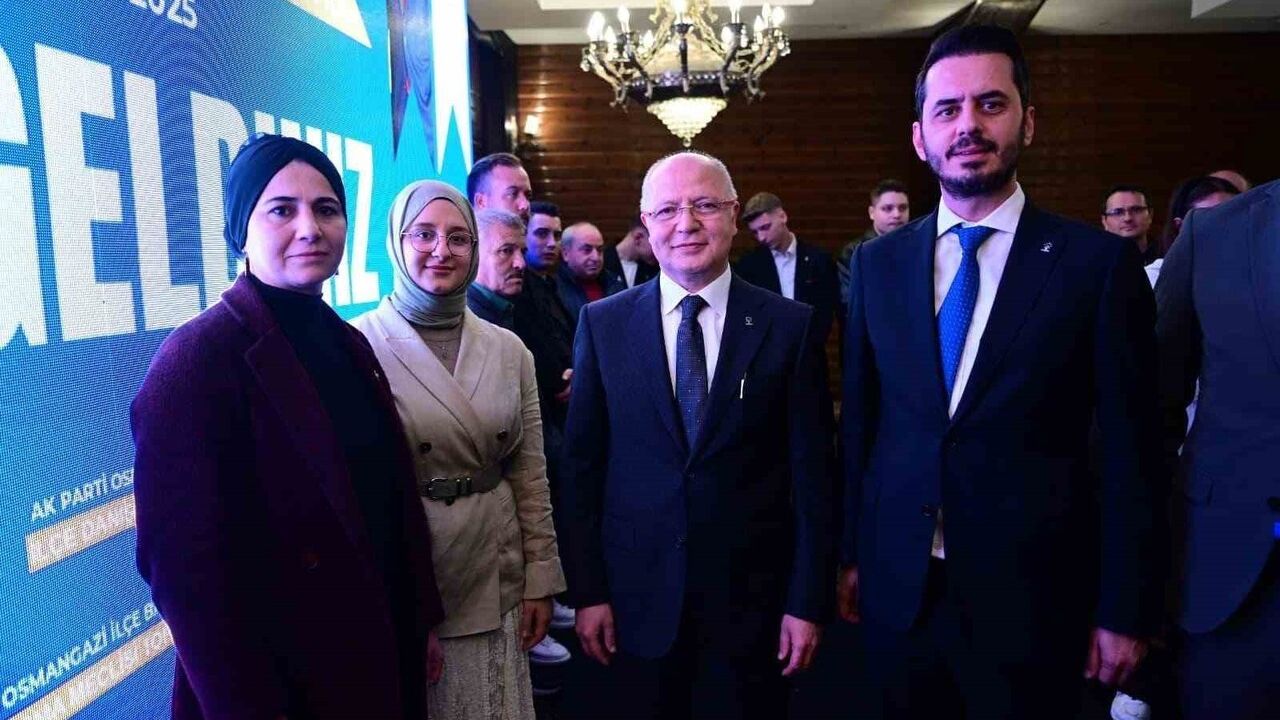 AK Parti Bursa'da Üye Katılım Rekoru Kırdı
