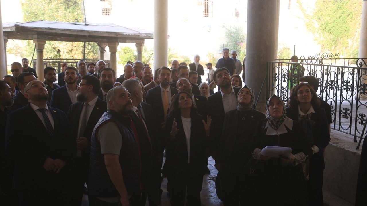 AK Parti Heyetinden Halep Valisi'ne Ziyaret