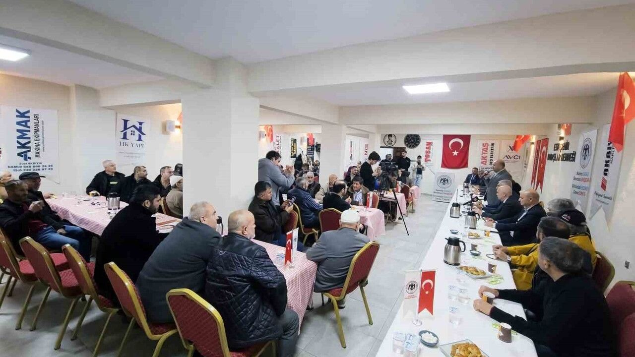 AK Parti ve MHP Eskişehir Dadaşlar Derneği'nde Bir Araya Geldi