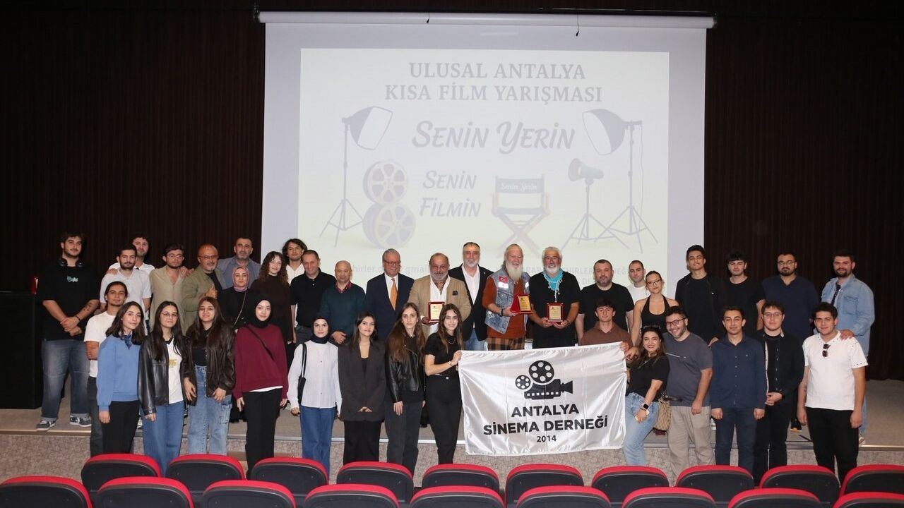 Akdeniz Üniversitesi'nde Sinema ve Tiyatro Üzerine Söyleşi