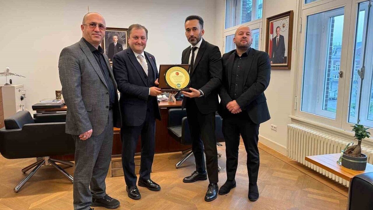 AKİB'den Amsterdam Başkonsolosu'na Ziyaret