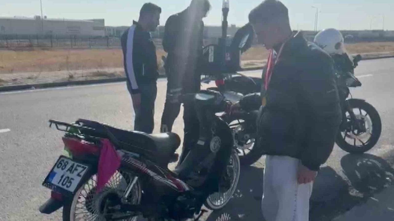 Aksaray'da Abartı Egzozlu Motosiklete 9 Bin 267 Lira Ceza