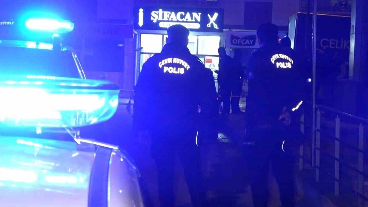 Aksaray'da Palalı Saldırı: 1 Kişi Ağır Yaralı