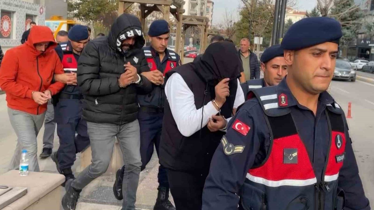 Aksaray’da Tefecilik Operasyonu: 3 Şahıs Tutuklandı