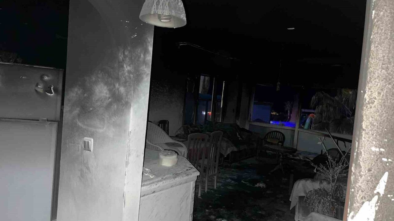 Alanya'da Apartman Yangını Kontrol Altına Alındı