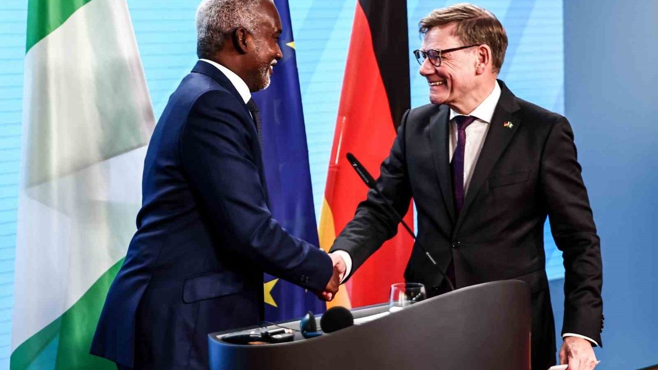 Almanya Dışişleri Bakanı Wadephul'dan Suriyelilerin Geri Dönüşüne Dair Açıklamalar