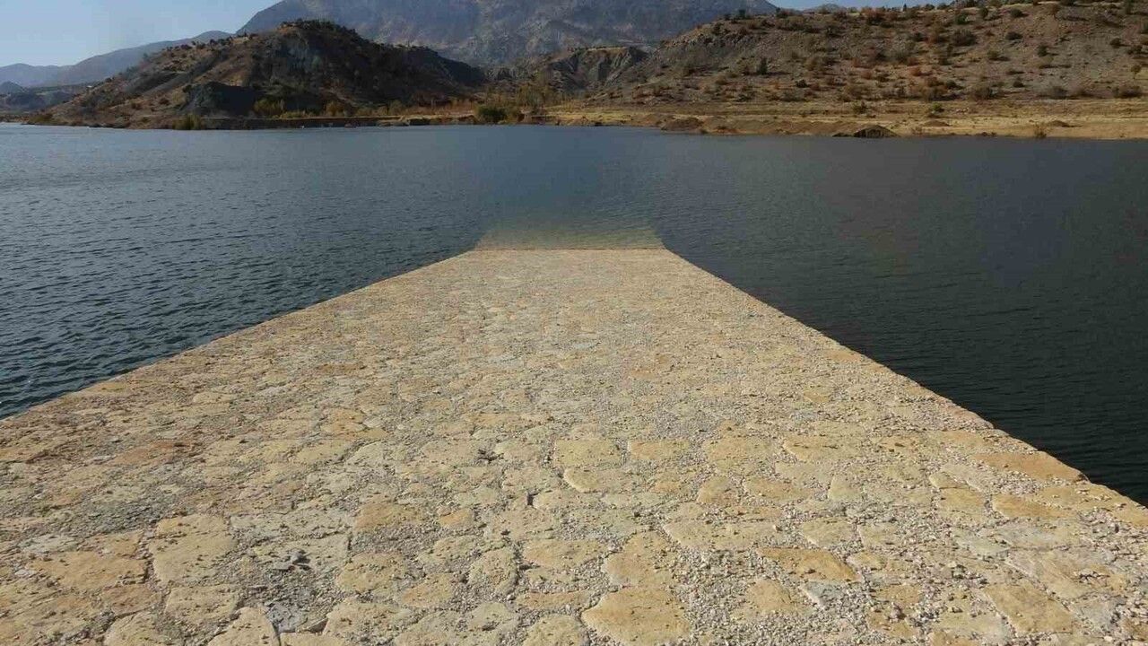 Altınlı Köprü Sular Altında Kalma Tehlikesiyle Karşı Karşıya