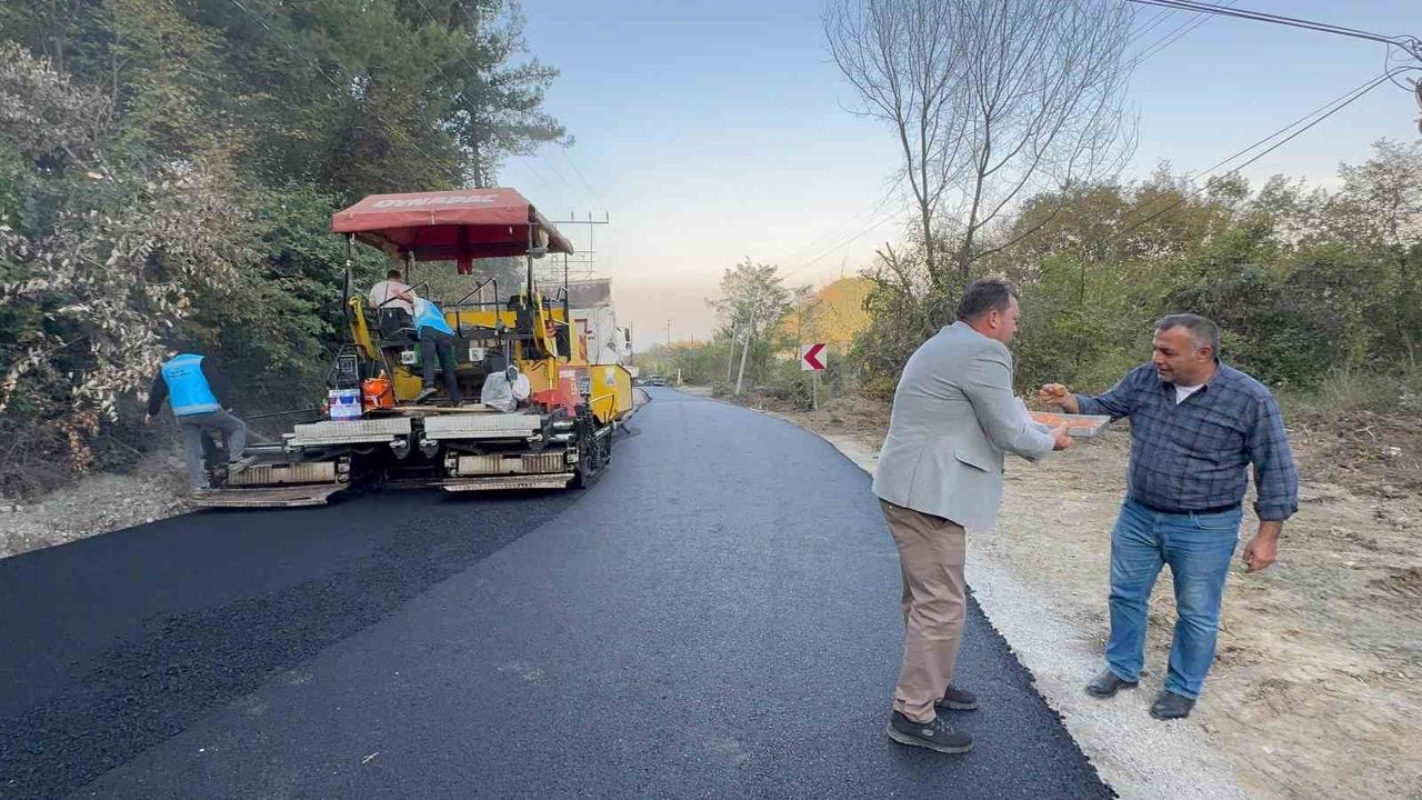 Amasra'da Yol Yenileme Çalışmalarına Baklava İkramı