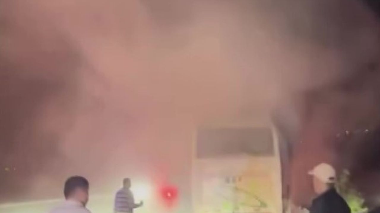 Amasya'da Midibüs Yangınına Yenilikçi Müdahale