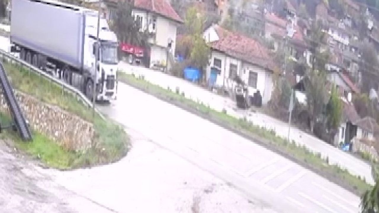 Amasya'da Takla Atan Otomobilin Kazası Kamerada