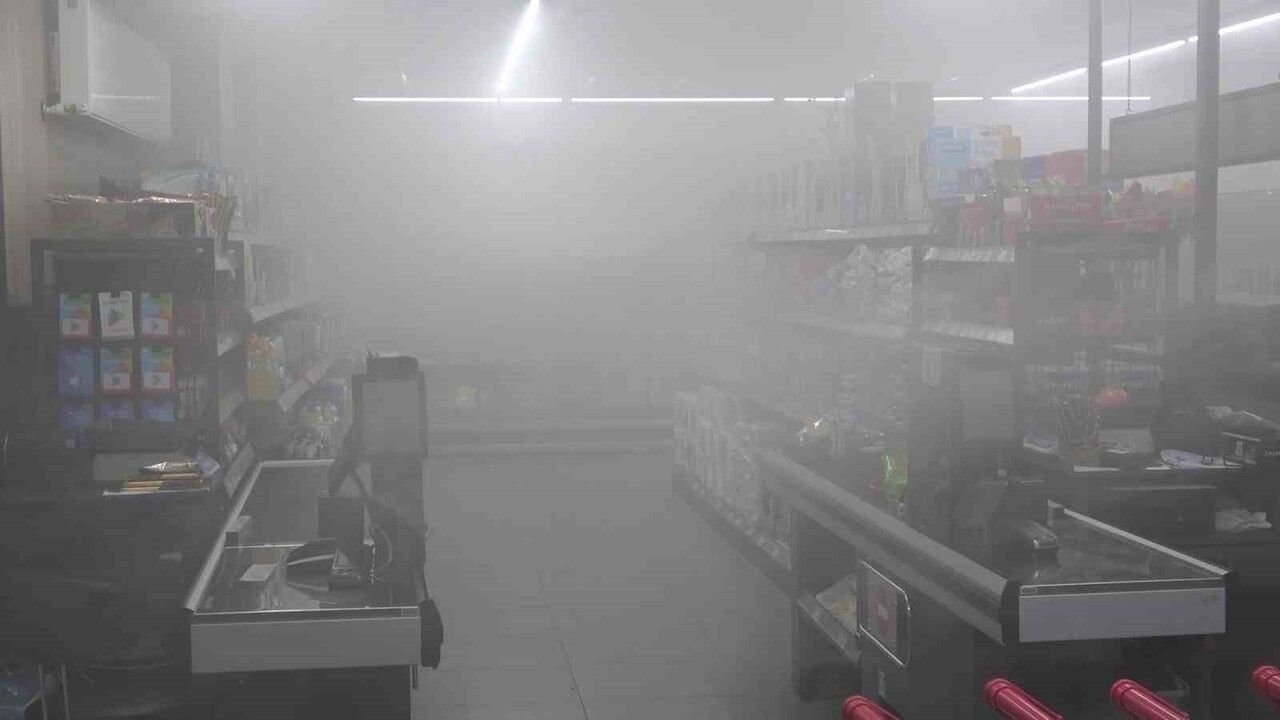 Amasya'daki Market Yangını Korkuttu