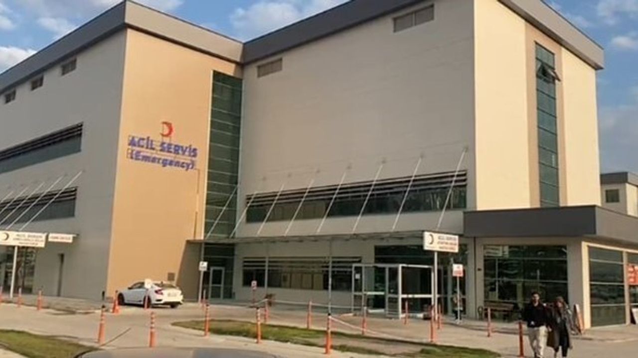 Ankara'da 10 Öğrenci Hastaneye Kaldırıldı