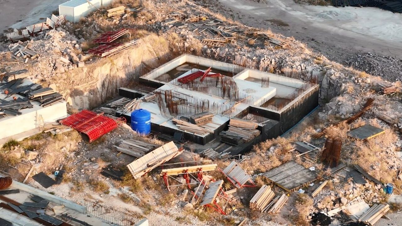 Ankara Hıdırlıktepe'de Milyarlık Anıt Terkedildi