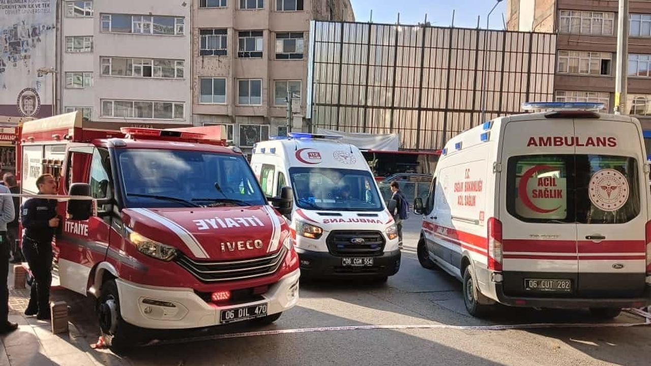 Ankara Sosyal Bilimler Üniversitesi'nde Duman Sızıntısı: 6 Kişi Hastaneye Kaldırıldı