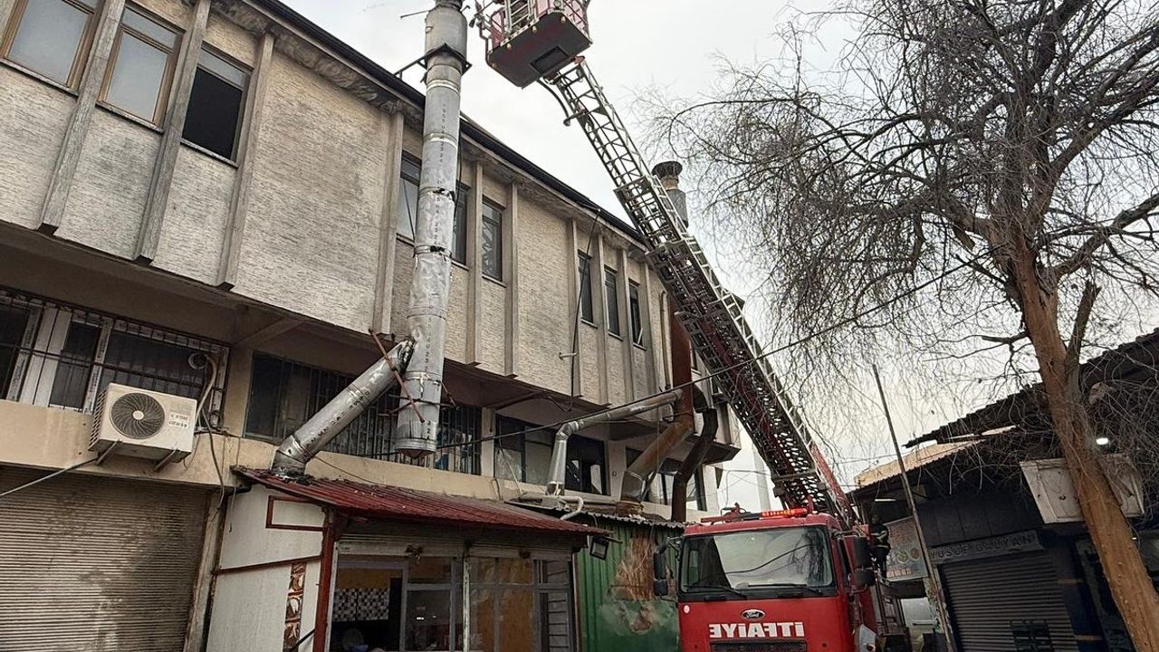 Antakya'da Baca Yangını Kontrol Altına Alındı