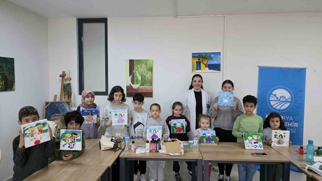 Ara Tatilde Anne-Çocuk Atölyeleri ile Yaratıcılık Dolu Günler