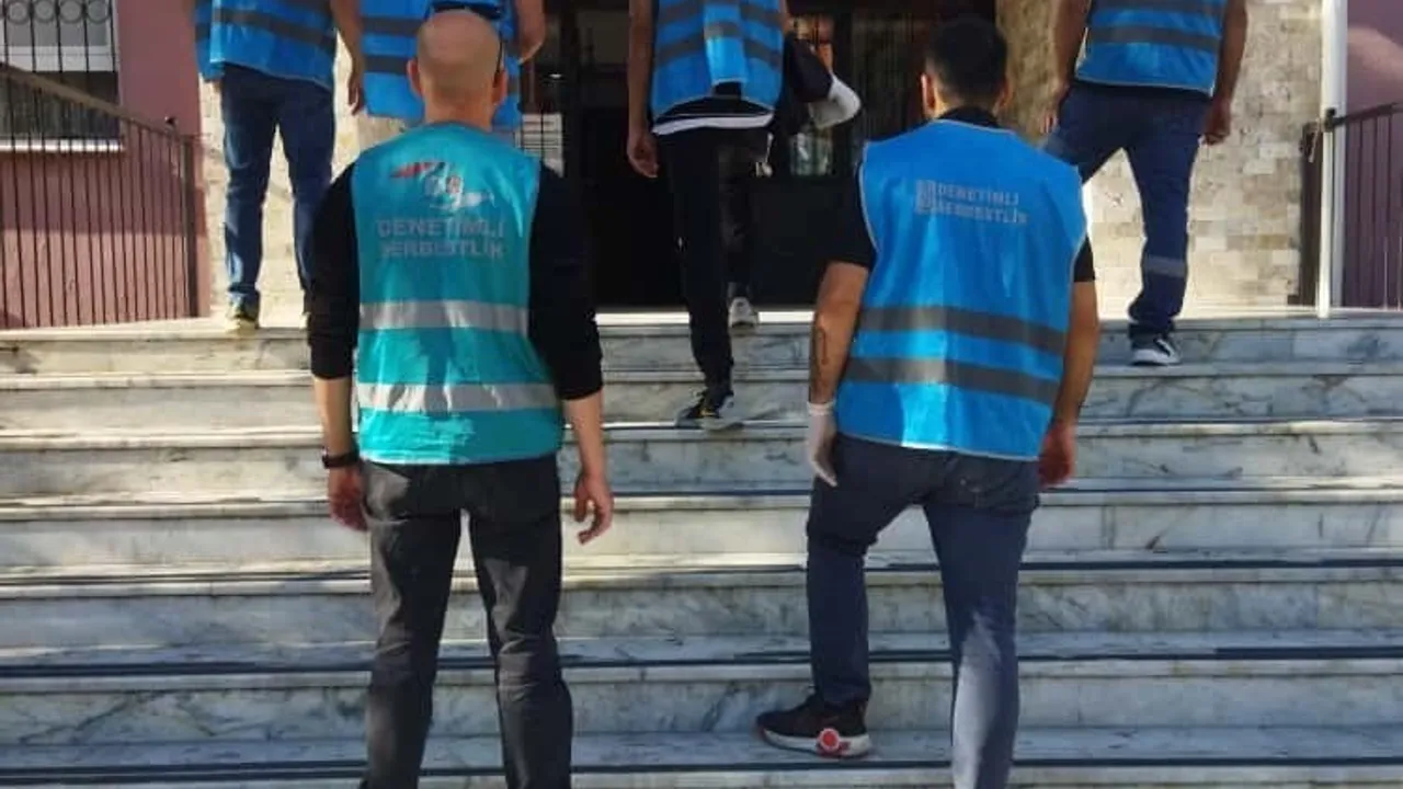 Ara Tatilde Okullar Yenilendi