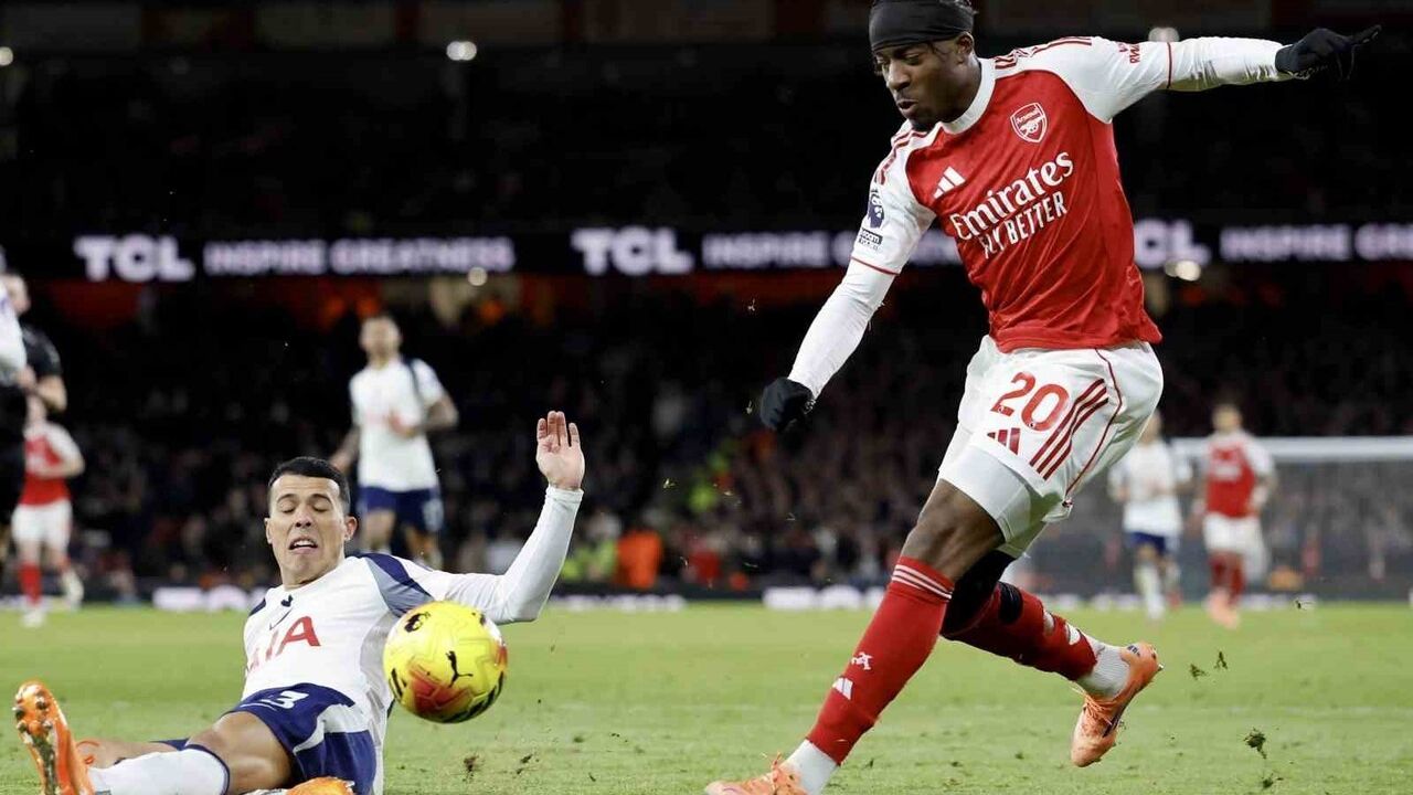 Arsenal, Kuzey Londra Derbisinde Tottenham'ı Aşırı Farkla Yendi