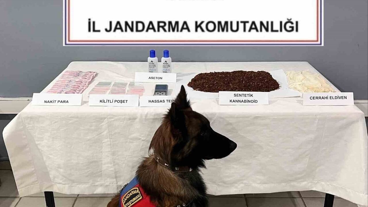 Asetonla Uyuşturucu Üreten İki Kişi Tutuklandı