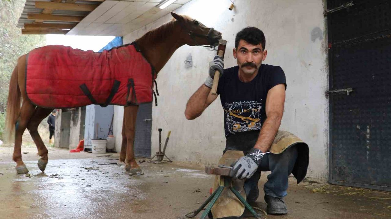 Asırlık Nalbantlık Geleneği Sivas'ta Yaşatılıyor