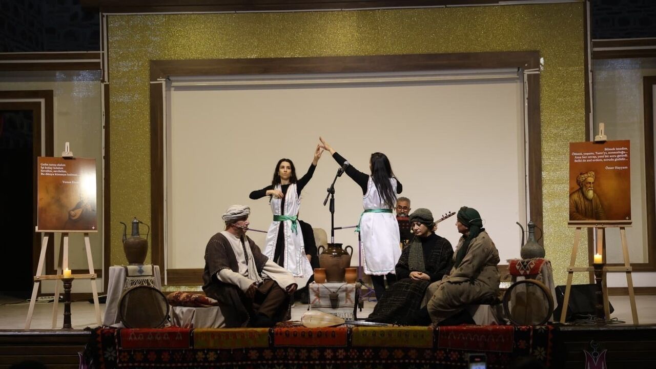 Aşk ile Akıl: Bedesten'de Kültürel Buluşma