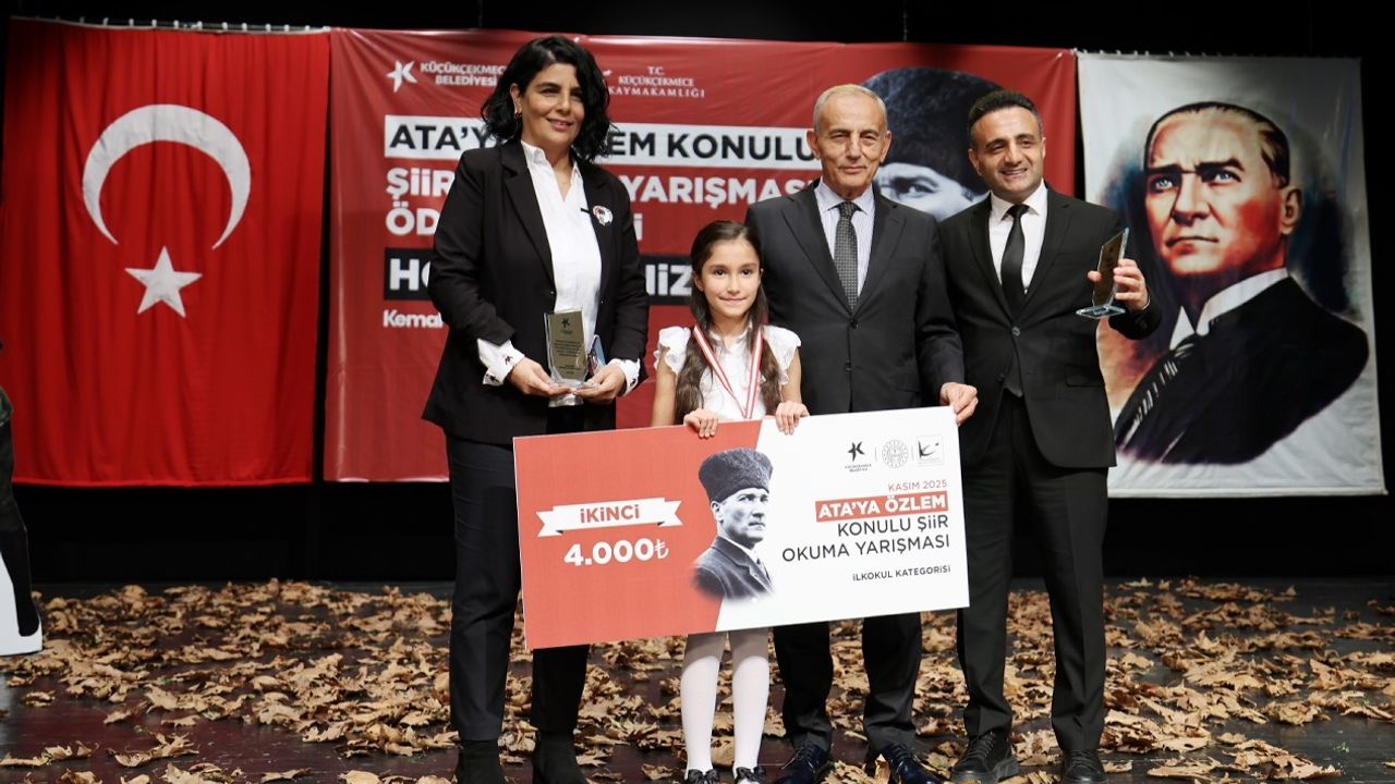 Ata’ya Özlem Şiir Okuma Yarışması Duygusal Anlarla Gerçekleşti