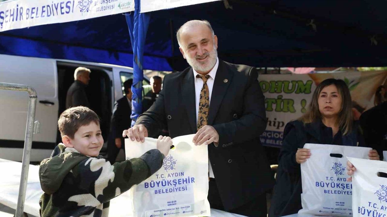 Aydın Büyükşehir'den İncirliova'ya Kışlık Fide Dağıtımı