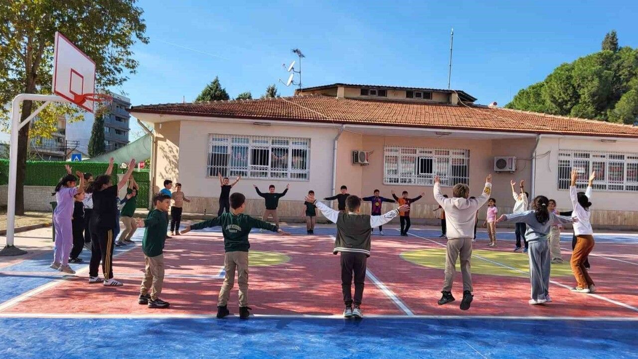 Aydın'da Çocuklara Spor Eğitimi