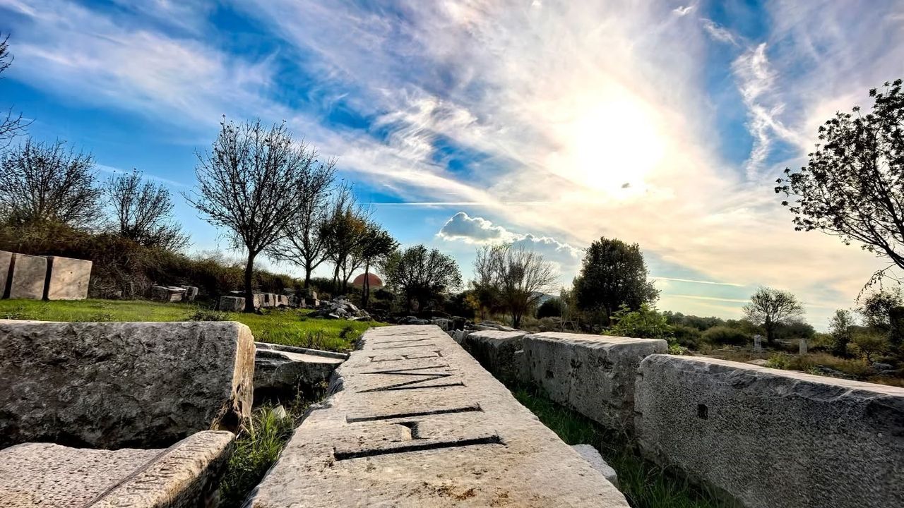 Aydın'daki Antik Kentlerde Kazı Çalışmaları İncelendi