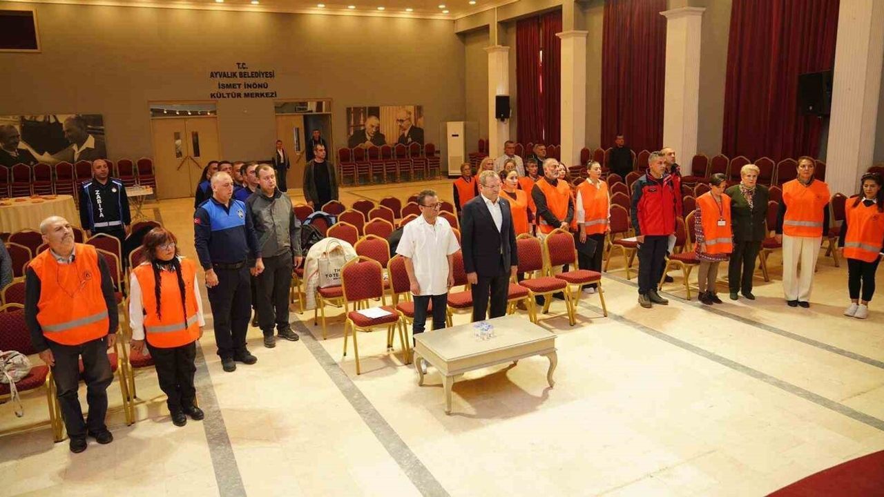 Ayvalık'ta Arama Kurtarma ve İlk Yardım Eğitimleri Tamamlandı