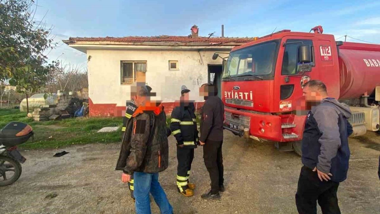 Babaeski'de Dehşet: Eski Eşinin Evi Ateşe Verildi