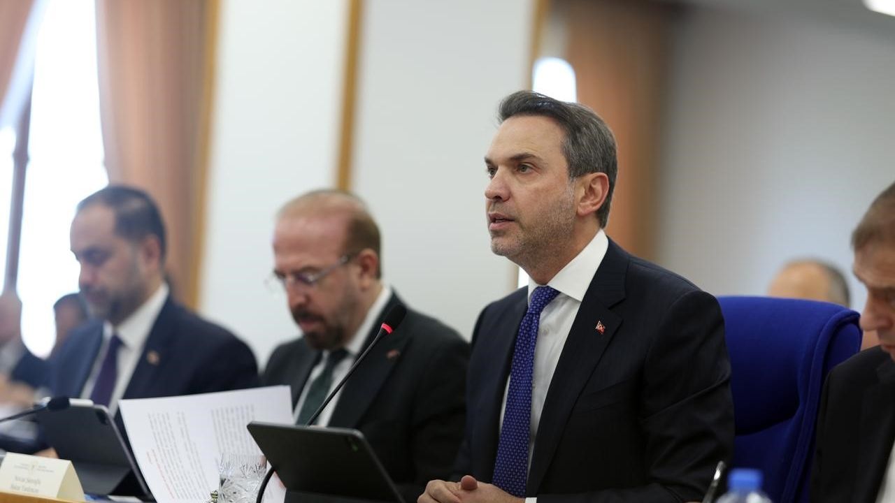 Bakan Bayraktar, 37 Milyar Dolar Değeriyle Doğal Gaz Keşfine Dikkat Çekti