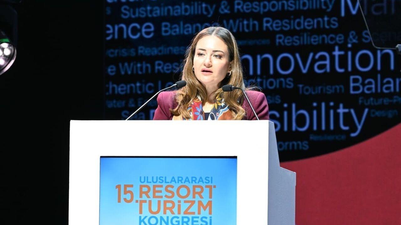 Bakan Ersoy'dan 'Erken Rezervasyon' Uyarısı