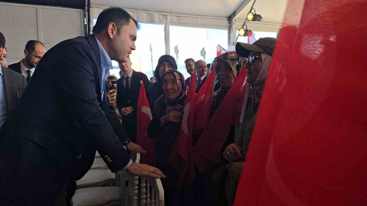 Bakan Kurum: Türkiye'de Eşi Benzeri Görülmeyecek Bir İnşa Seferberliği Sürüyor