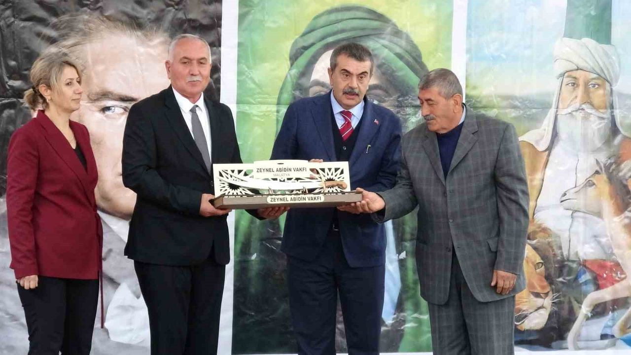 Bakan Tekin: OHAL'in Kaldırılması Türkiye'nin Demokratikleşmesine Katkıda Bulundu