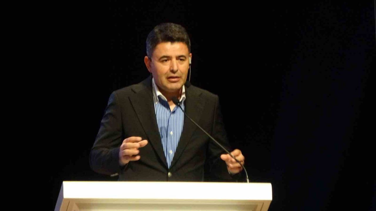 Bakan Yardımcısı Osman Boyraz'dan Gençlere Hızlı Tren Tanıtımı