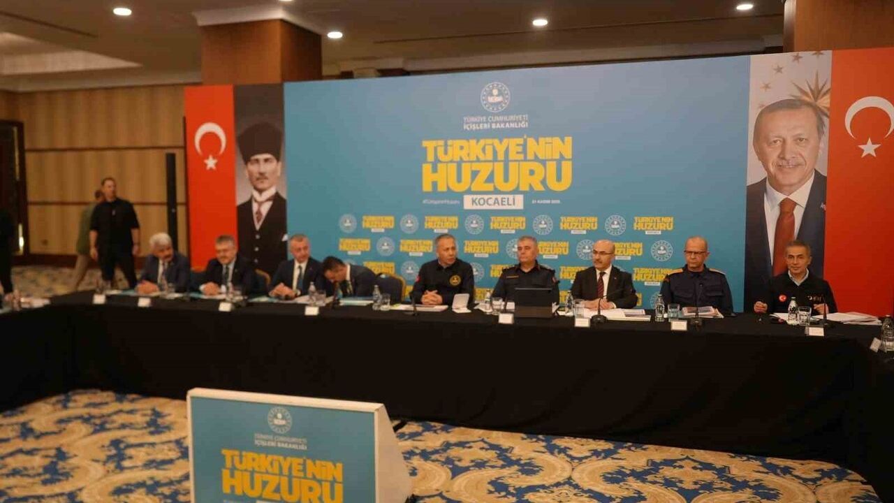 Bakan Yerlikaya'dan Huzur ve Güvenlik Vurgusu