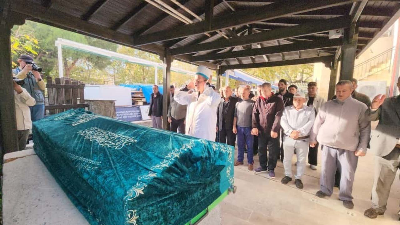 Banu Alkan Kardeşi Osman Alkan’ı Son Yolculuğuna Uğurladı