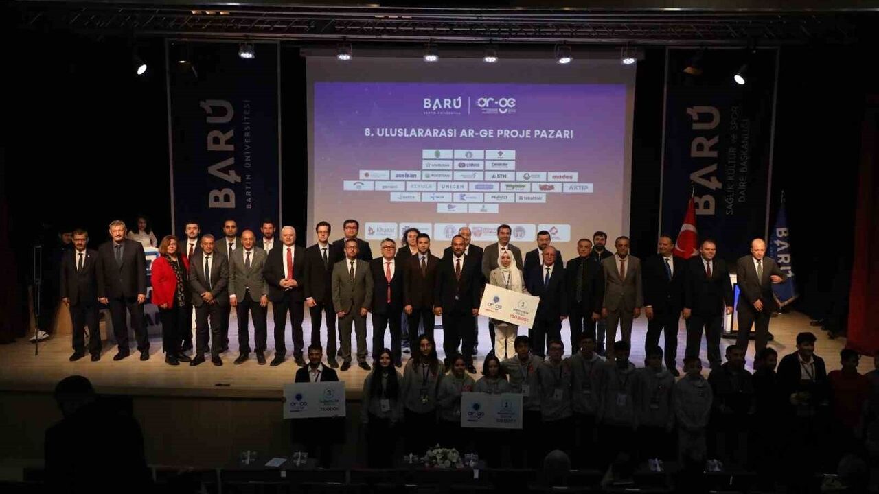 Bartın Üniversitesi'nde 8. Uluslararası Ar-Ge Proje Pazarı Ödülleri Sahiplerini Buldu