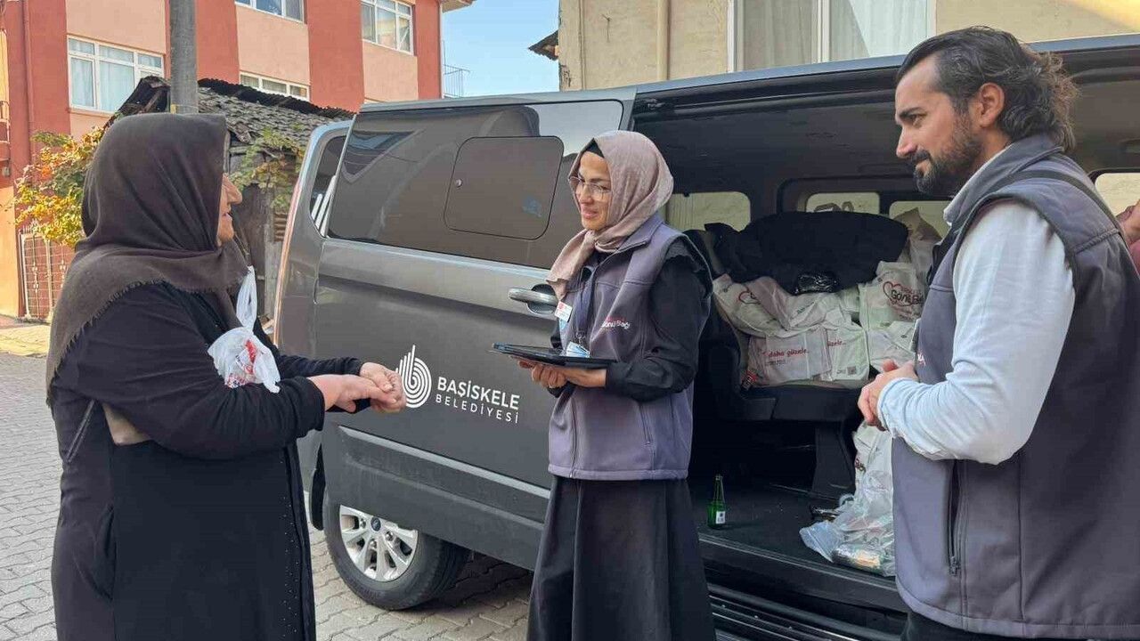 Başiskele'de Gönül Bağı Projesi Hane Ziyaretleri Devam Ediyor