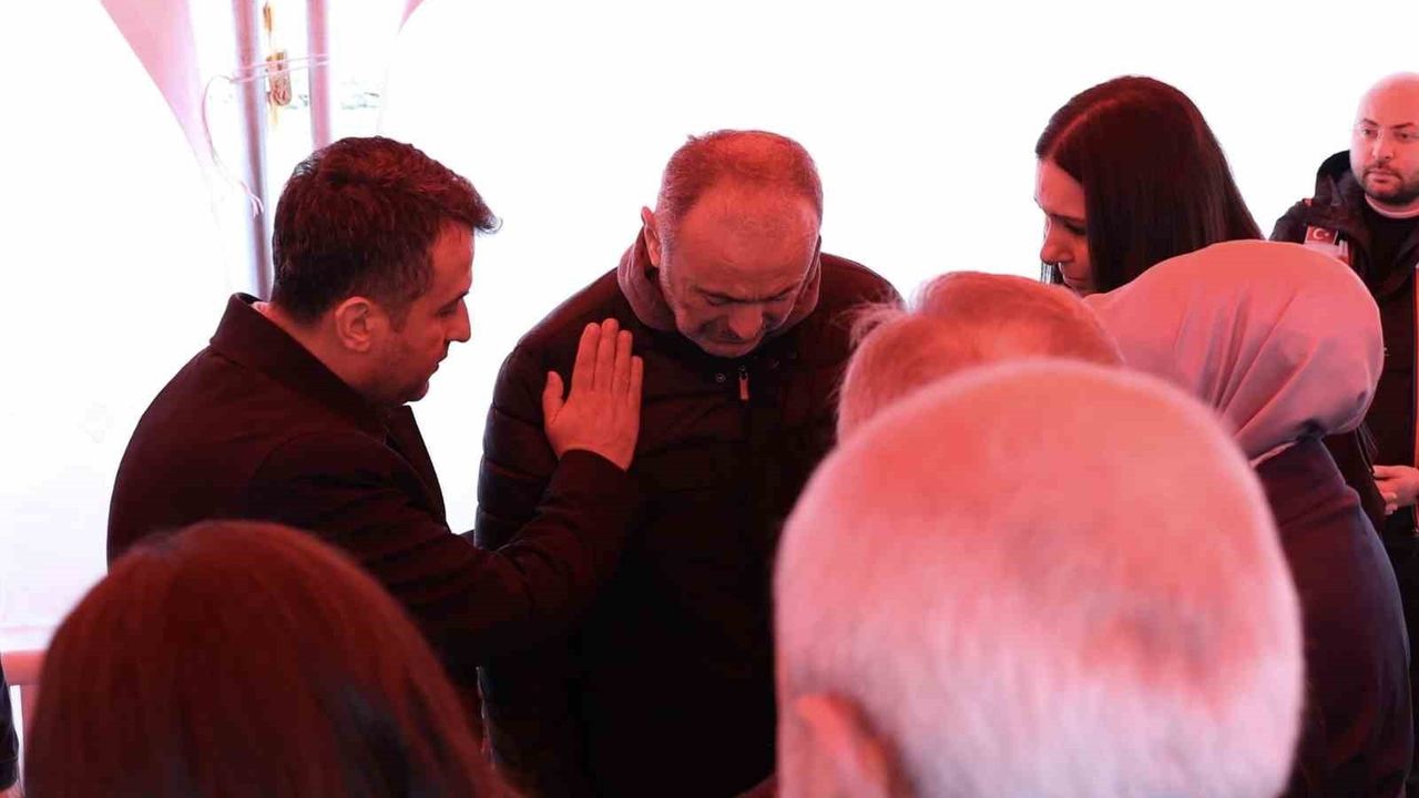 Başkan Doğan'dan Şehit Ailesine Taziye Ziyareti