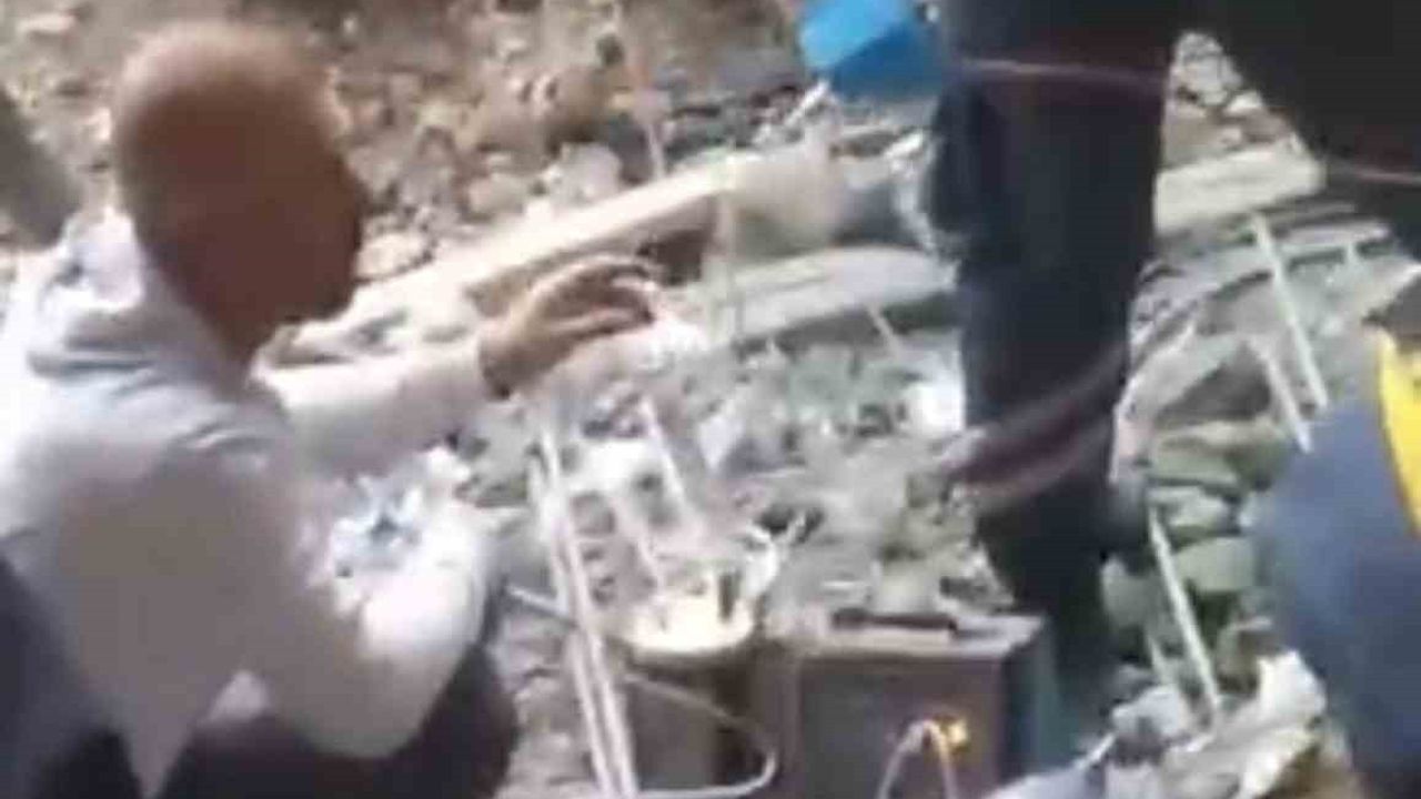 Batman'da İnşaatta Betonda Çökmeler: İki İşçi Yaralandı