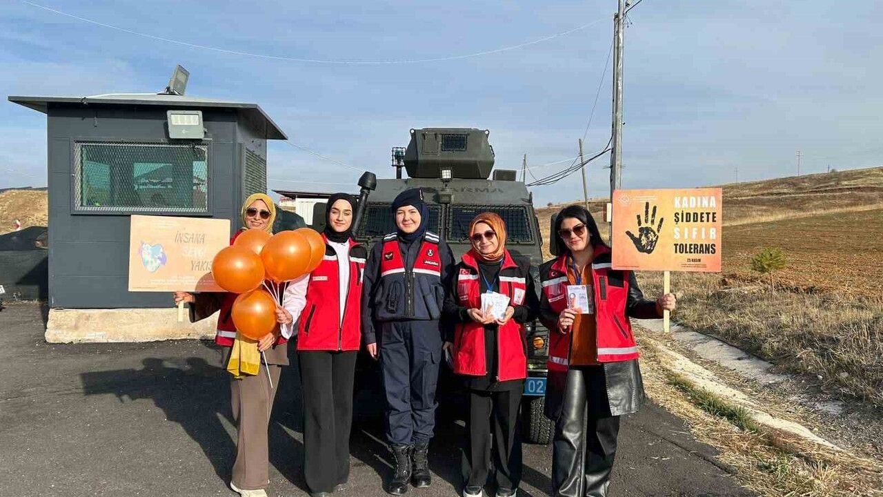 Bayburt'ta Kadına Yönelik Şiddetle Mücadele Bilgilendirmesi
